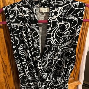 black with white swirls sleeveless v neck shirt size medium